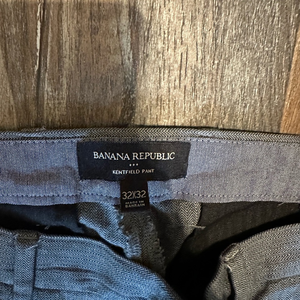 BANANA REPUBLIC men’s kentfield pant size 32 x 32